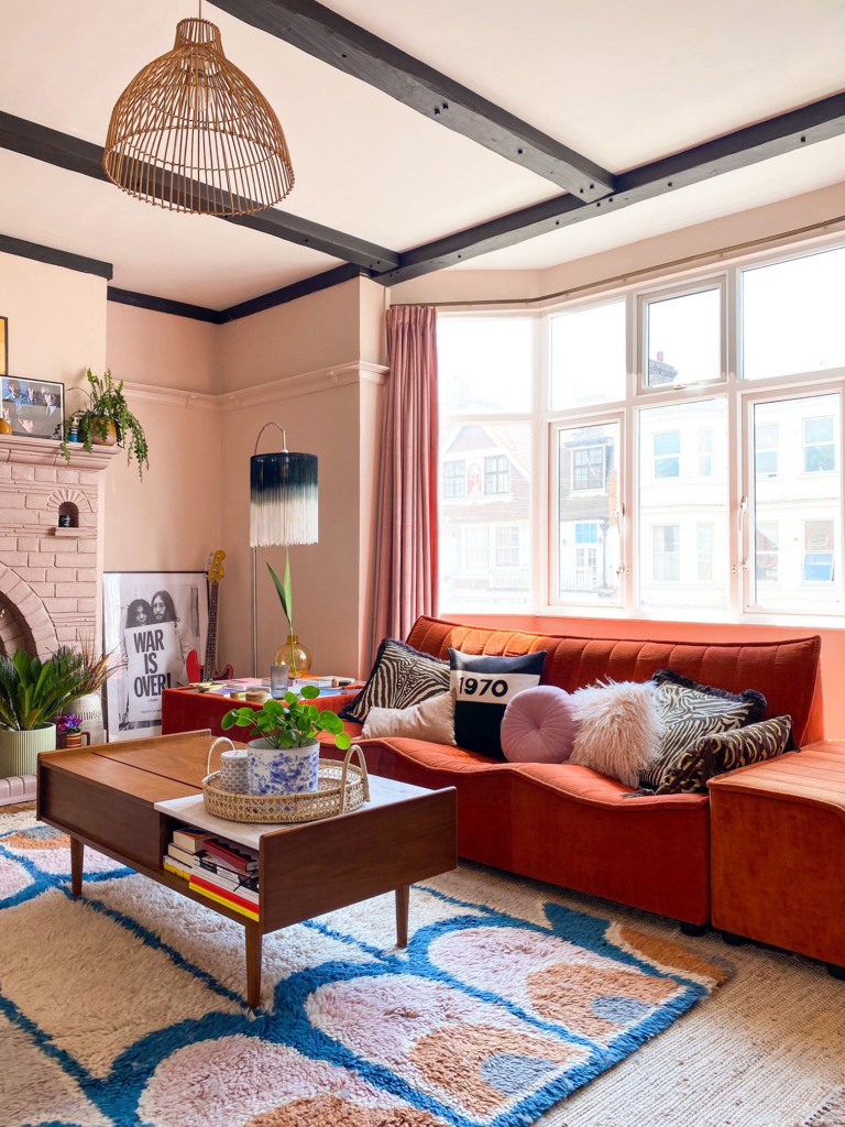Furniture for Renters: How to Decorate a Rental Without Damaging It or Wasting Money image