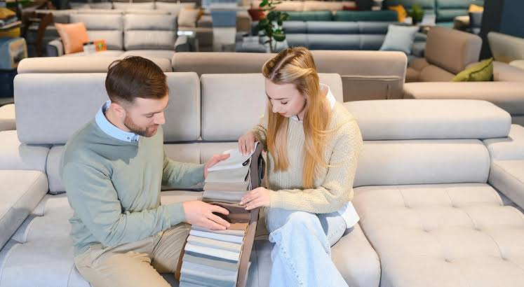 Low-Cost Furniture, High Satisfaction: The Complete Buyer's Guide to Affordable Home Furnishing image