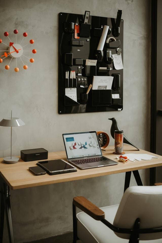 2026 Home Office Furniture Trends: Building a Workspace That Actually Feels Like Home image